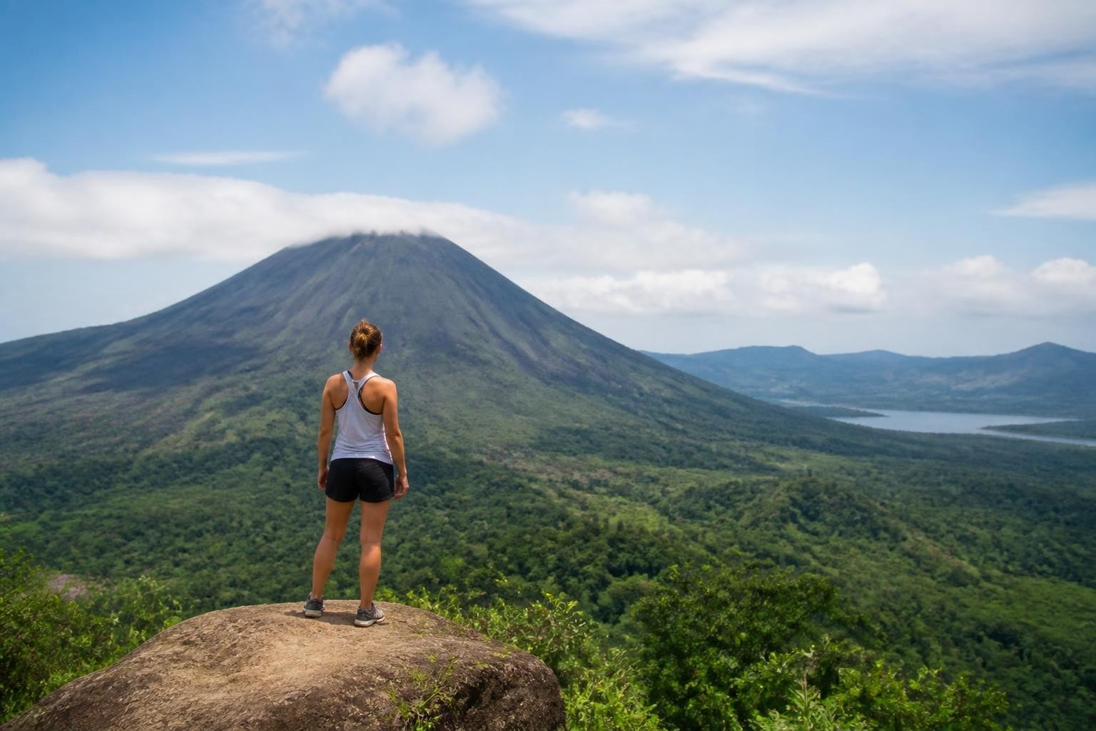 Costa Rica Day Excursions: Adventure & Wellness Guide