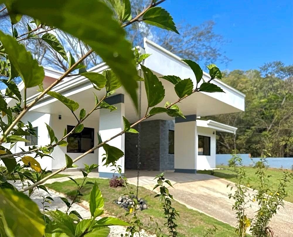  Coral Breeze Beach Villa